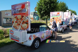 The Dr. Oetker/Ristorante advertising caravan (920x)
