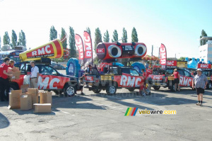 The RMC advertising caravan at the parking in Bourg-en-Bresse (587x)