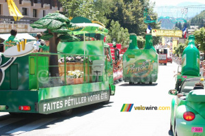 La caravane publicitaire Panach' au Grand-Bornand (527x)