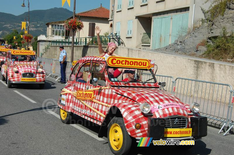 The Cochonou advertising caravan (1)