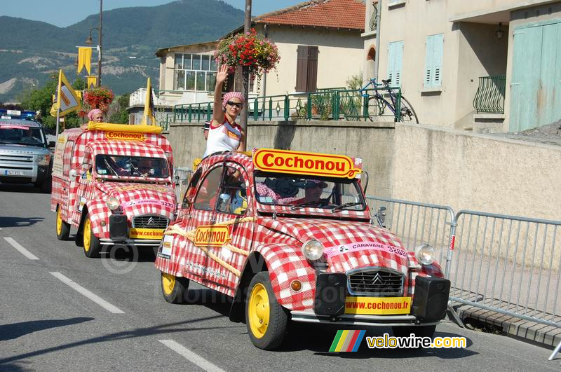 The Cochonou advertising caravan (2)