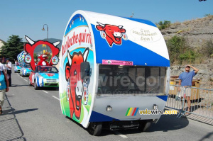 La caravane publicitaire La Vache Qui Rit (1) (484x)