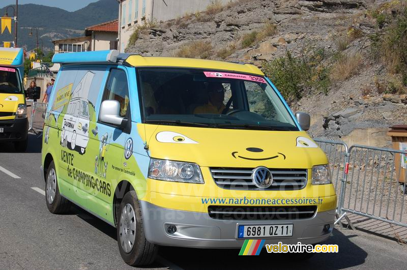 La caravane publicitaire de Narbonne Accessoires (2°