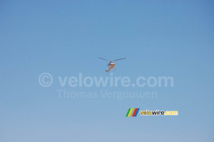 A helicopter for invitees of the Tour de France (499x)