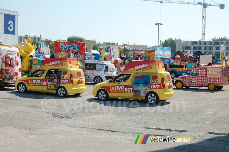 The NVO - CGT advertising caravan at the parking in Marseille