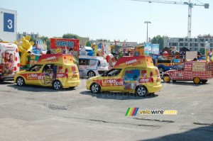 La caravane publicitaire NVO - CGT au parking caravane à Marseille (423x)