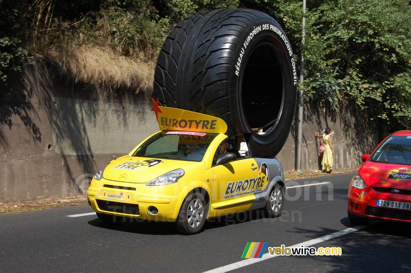 La caravane publicitaire Eurotyre (2)