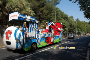 La caravane publicitaire La Vache Qui Rit (5) (474x)