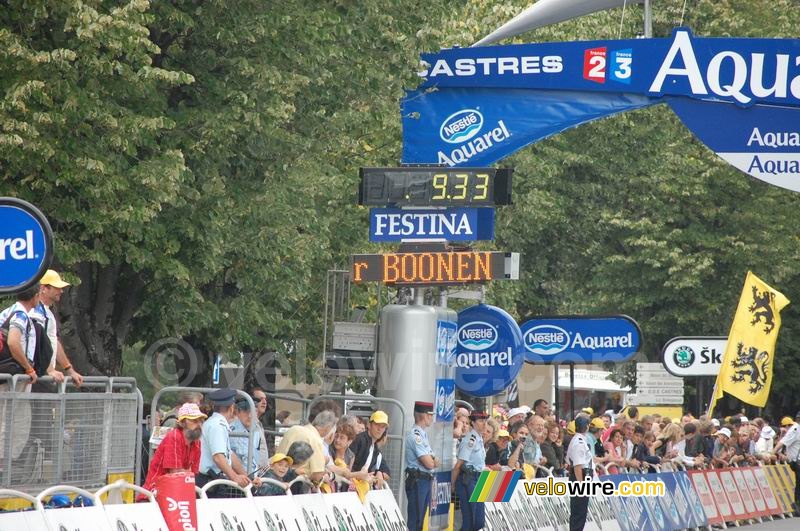 L'arrivée à Castres : Tom Boonen a effectivement gagné !
