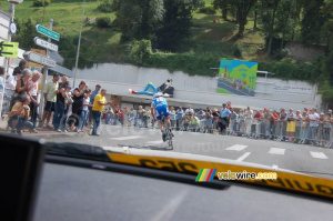 Christophe Moreau (AG2R) passe devant Elvis (412x)