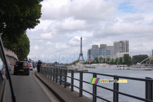 De retour à Paris : la Tour Eiffel (481x)