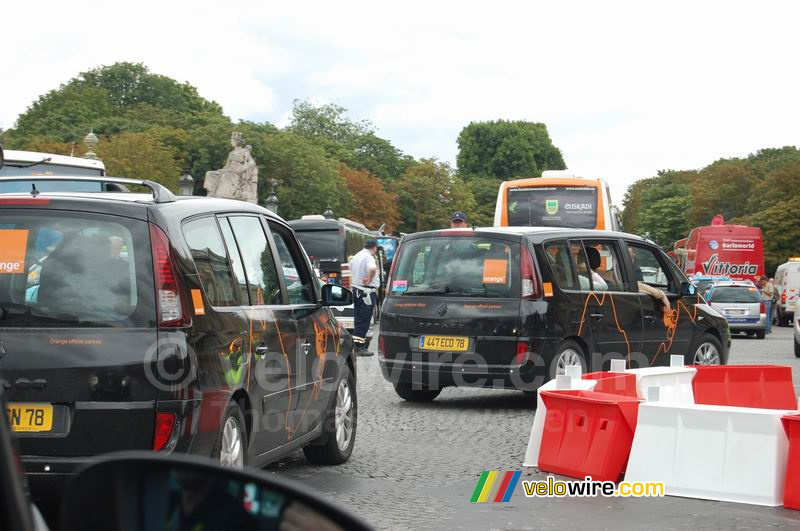 Orange sur la Place de la Concorde : en route vers le parking