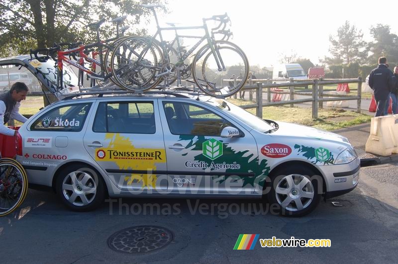A car of the Landbouwkrediet cycling team