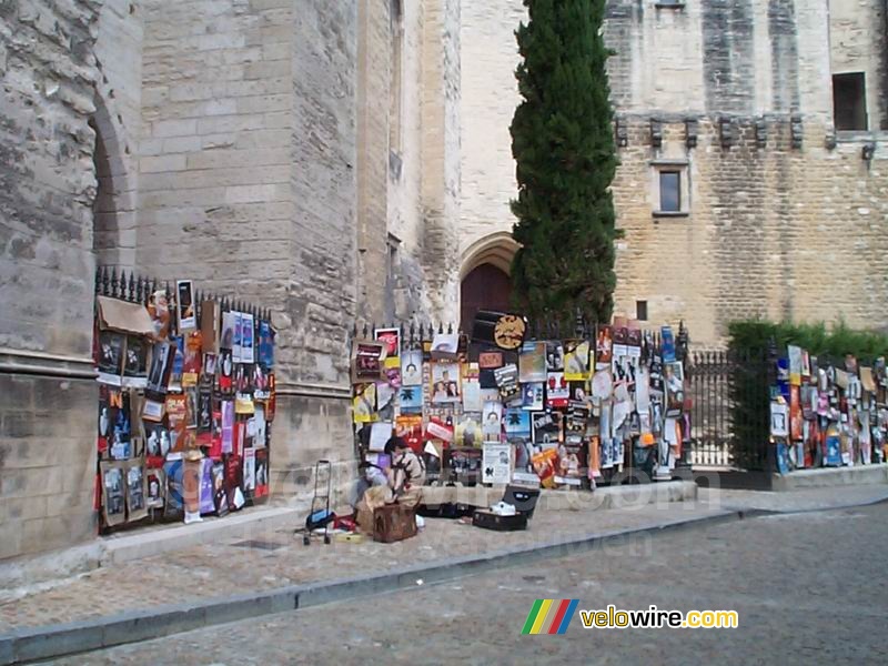 Postertjes van het festival 'Off' in Avignon