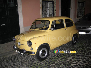 A Fiat 600D (553x)