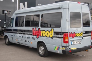 Un mini-bus de l'équipe Team High Road (1071x)