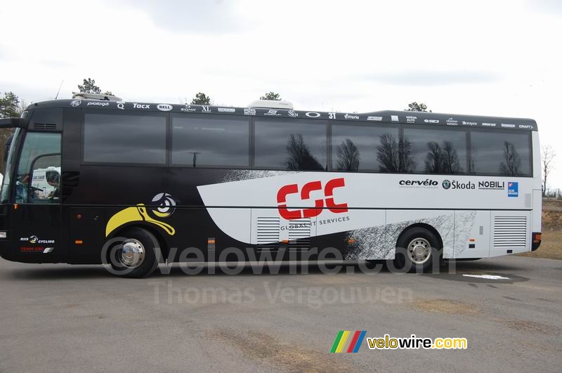 Le bus de l'équipe Team CSC