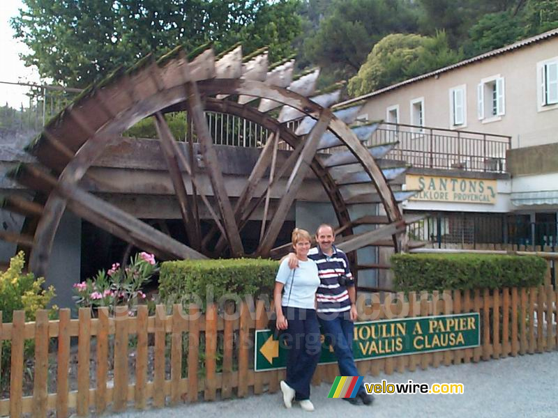 Fontaine de Vaucluse III: my parents in front of the water mill of the paper factory