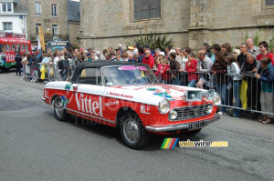 Vittel advertising caravan (2) : the directeur sportif Vincent Barteau (680x)