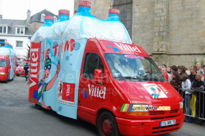 Vittel advertising caravan (4) (719x)