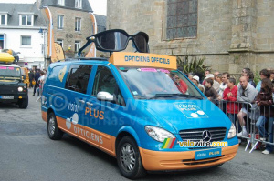 Vision Plus advertising caravan (3) (532x)