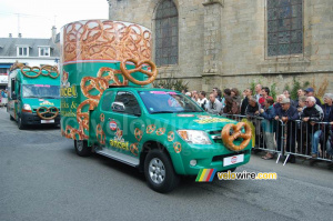 Ancel advertising caravan (3) (573x)