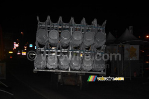 The chairs for the Village Départ (529x)