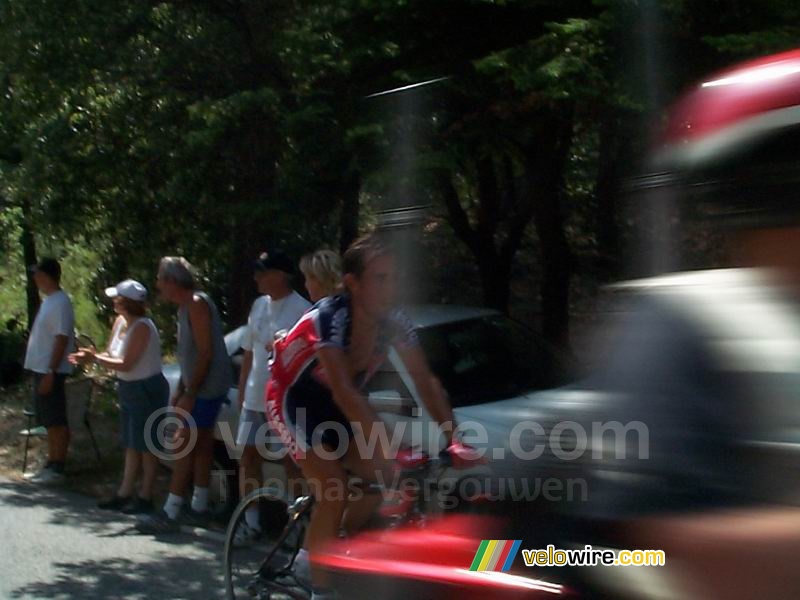 TDF 21/07/2002: Moreni (and a motor passing by)