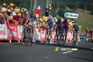 Andy Schleck (CSC Saxo Bank), Christophe Moreau (Agritubel), Matteo Carrara (QuickStep), Marzio Bruseghin & Sylvester Szmyd (Lampre) & Alexandre Botcharov (Crédit Agricole) @ Super-Besse (278x)