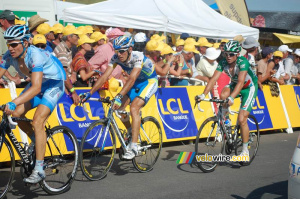 Markus Fothen (Gerolsteiner), José Luis Arrieta (AG2R La Mondiale) & Simon Gerrans (Crédit Agricole) @ Super-Besse (504x)