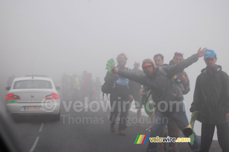 A foggy climb of the Pas de Peyrol (2)