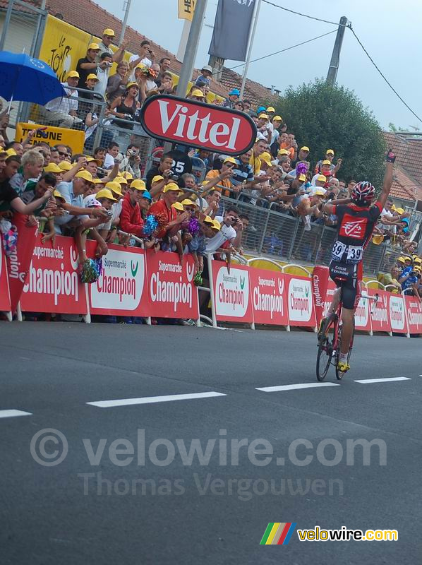 Luis Leon Sanchez (Caisse d'Epargne) wins in Aurillac (1)