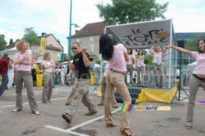A.S.O. people's dance on No stress (1) (580x)