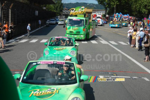 Le départ de la caravane publicitaire de Panach' depuis Pau (492x)