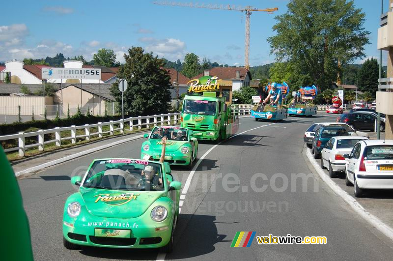 La caravane publicitaire de Panach' à Pau