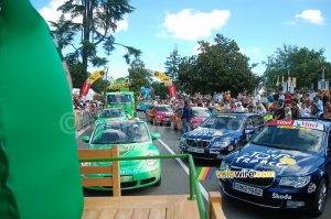 The Panach' advertising caravan at the start in Pau (2) (355x)