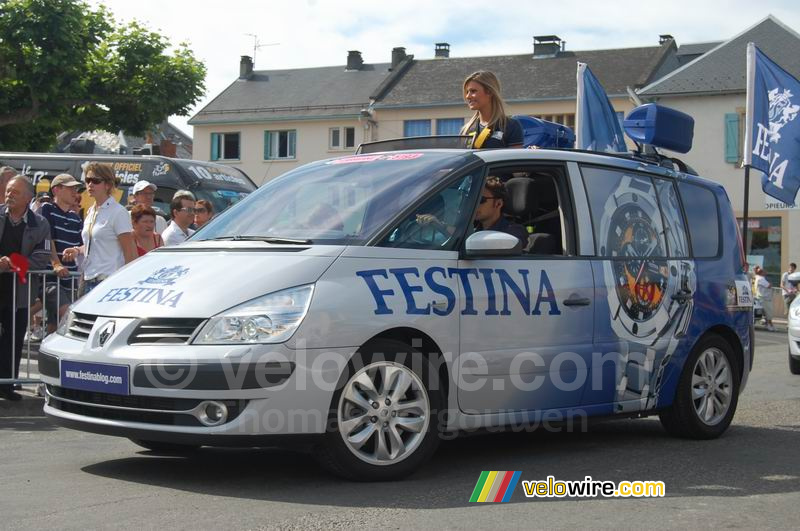 De Festina reclamecaravaan in Lannemezan (2)