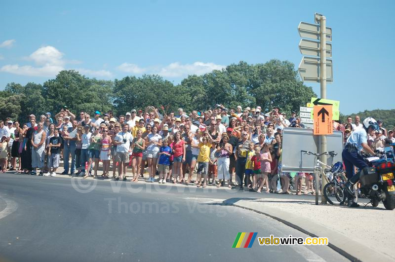 Beaucoup de spectateurs ici également