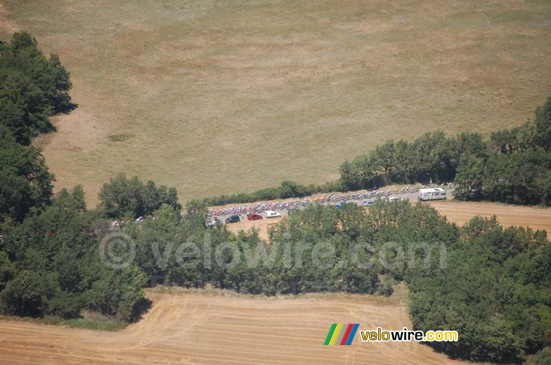 Le peloton vu depuis l'hélicoptère (3)