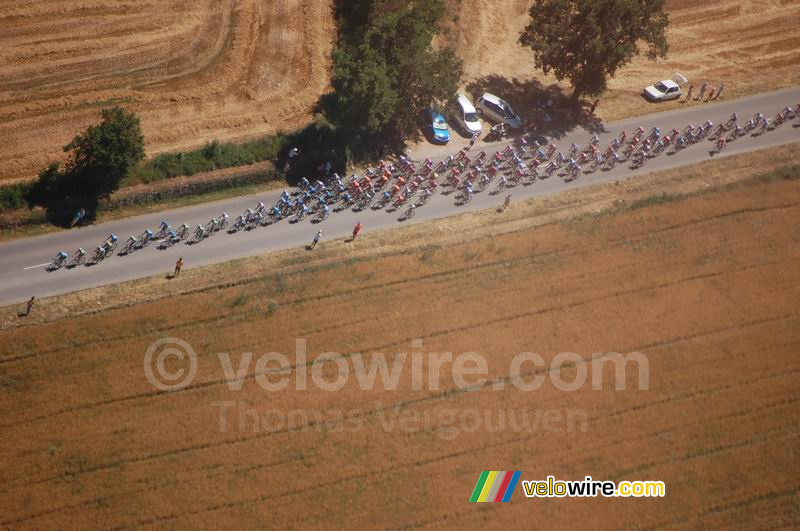 Het peloton gezien vanuit de lucht (5)