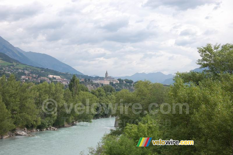 La rivière La Durance à Embrun