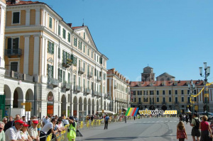 Piazza Tancredi Duccio Galimberti, Cuneo, Italy (1119x)
