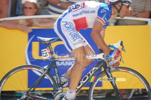 Nicolas Vogondy (Agritubel) à l'arrivée à Jausiers (542x)