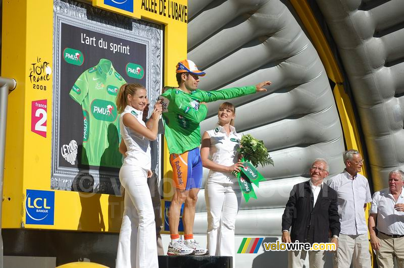 Oscar Freire (Rabobank) à la remise du maillot vert (1)