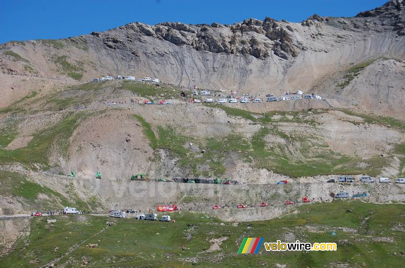 Caravane publicitaire sur le Col du Galibier