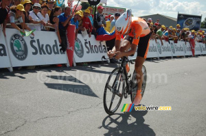 Mikel Astarloza (Euskaltel Euskadi) à l'arrivée à Saint-Amand-Montrond (743x)