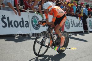 Samuel Sanchez (Euskaltel Euskadi) à l'arrivée à Saint-Amand-Montrond (700x)