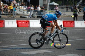 Konstantsin Siutsou (Columbia) à Paris (330x)