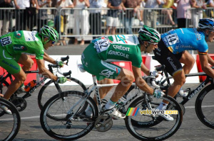 Oscar Freire (Rabobank), William Bonnet (Crédit Agricole) & Gerald Ciolek (Columbia) (339x)