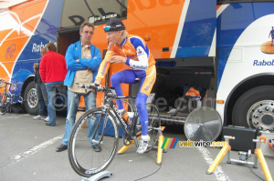 Bram de Groot (Rabobank) during his warming up (467x)